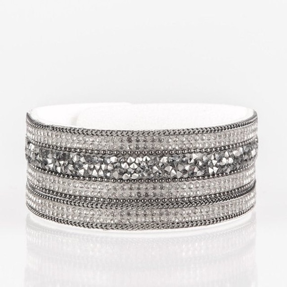 paparazzi Jewelry - White Rock Band Bracelet